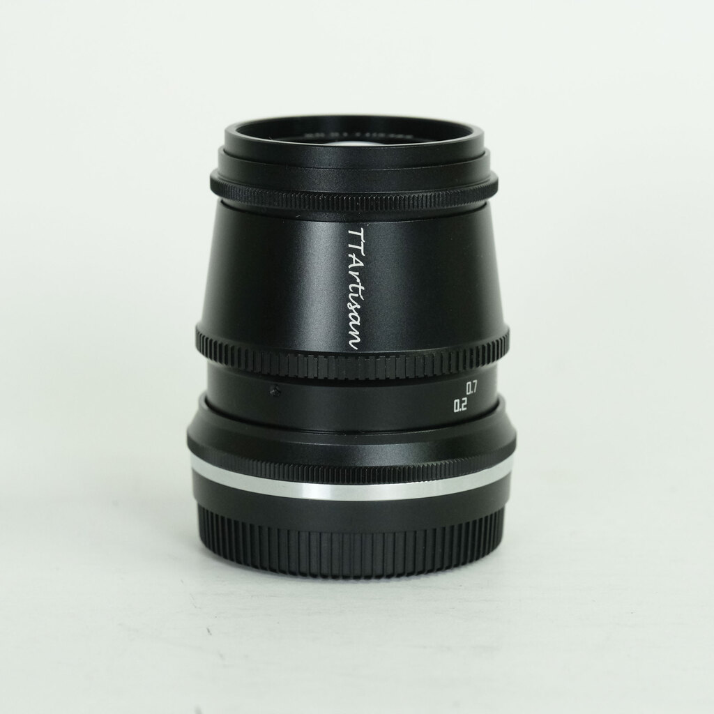 銘匠光学 TTArtisan 17mm F1.4 C ASPH (フジフイルムX用) ブラック