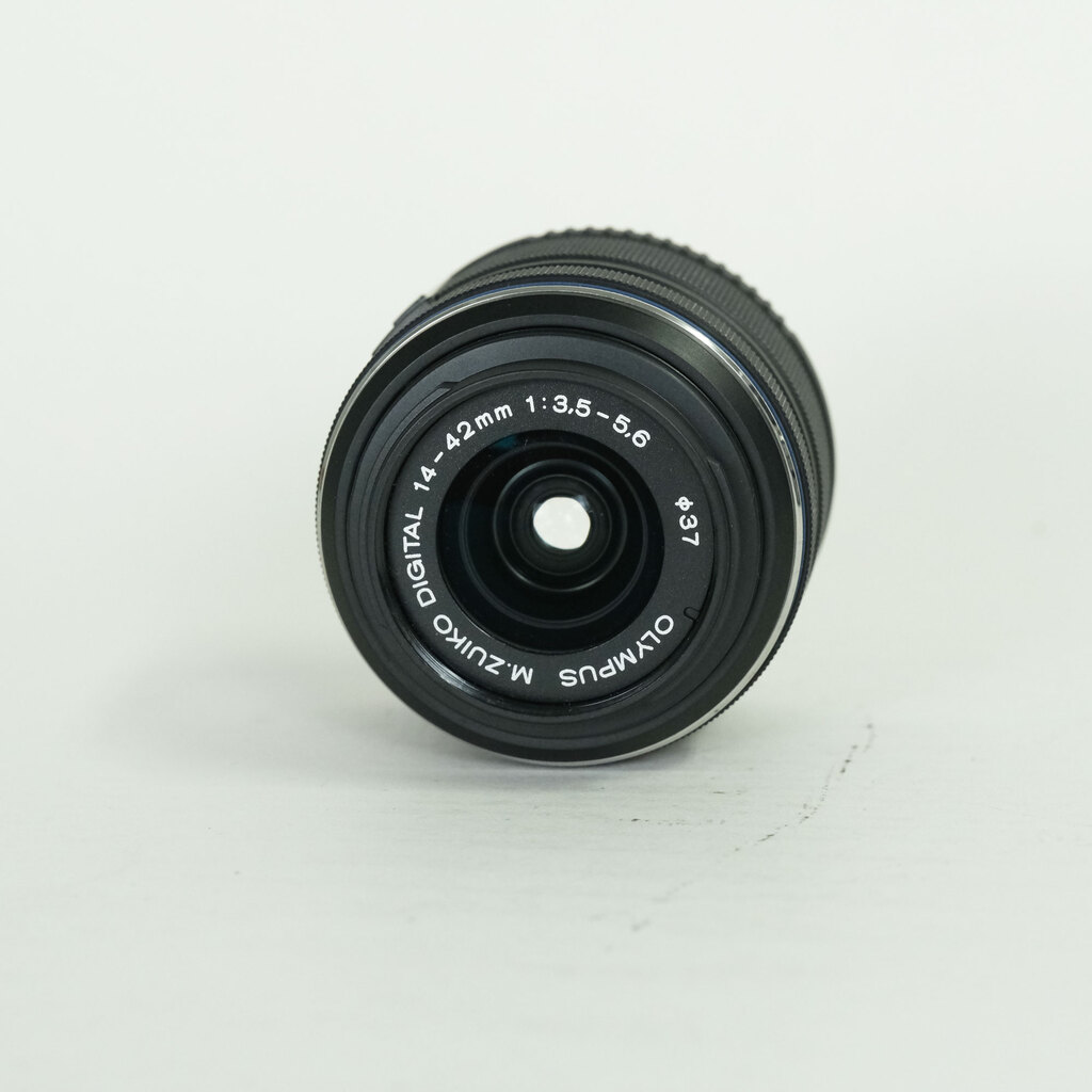 OLYMPUS M.ZUIKO DIGITAL 14-42mm F3.5-5.6IIR ブラック