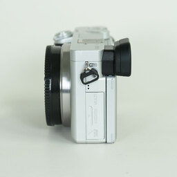 SONY α6400(ILCE-6400) SONY α6400(ILCE-6400)