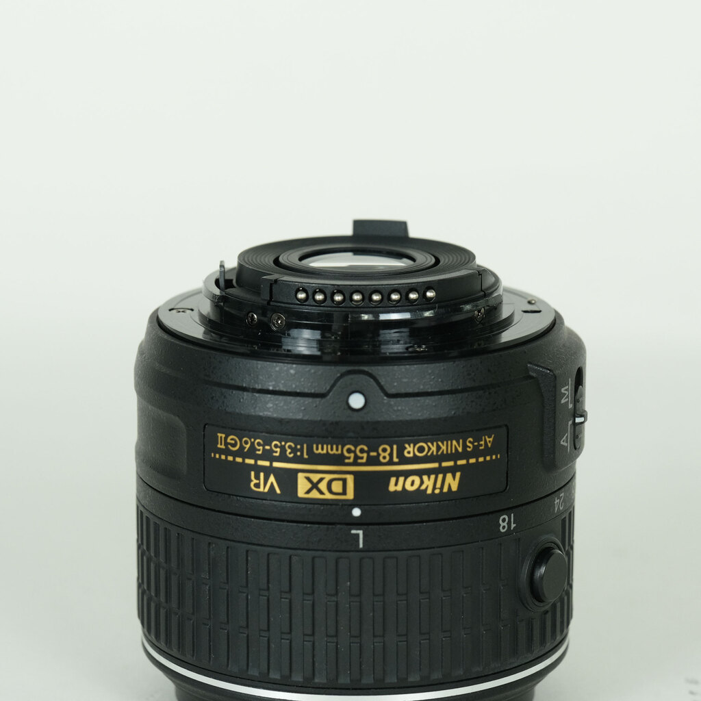 Nikon AF-S DX NIKKOR 18-55mm f3.5-5.6G VR IIの出品 | ONE SCENE