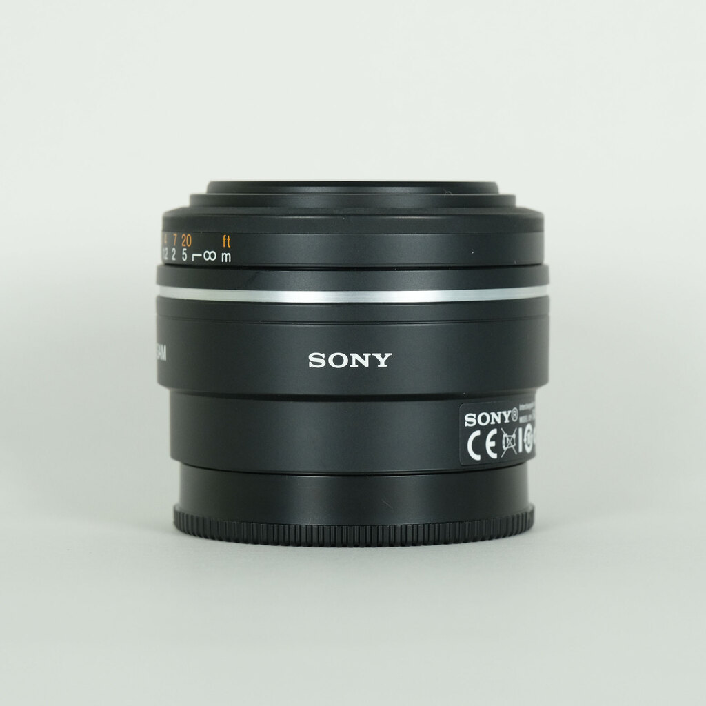 SONY DT 50mm F1.8 SAM SAL50F18の出品 | ONE SCENE（ワンシーン）