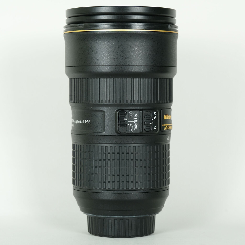 Nikon AF-S NIKKOR 24-70mm f/2.8E ED VR Nikon AF-S NIKKOR 24-70mm f/2.8E ED VR