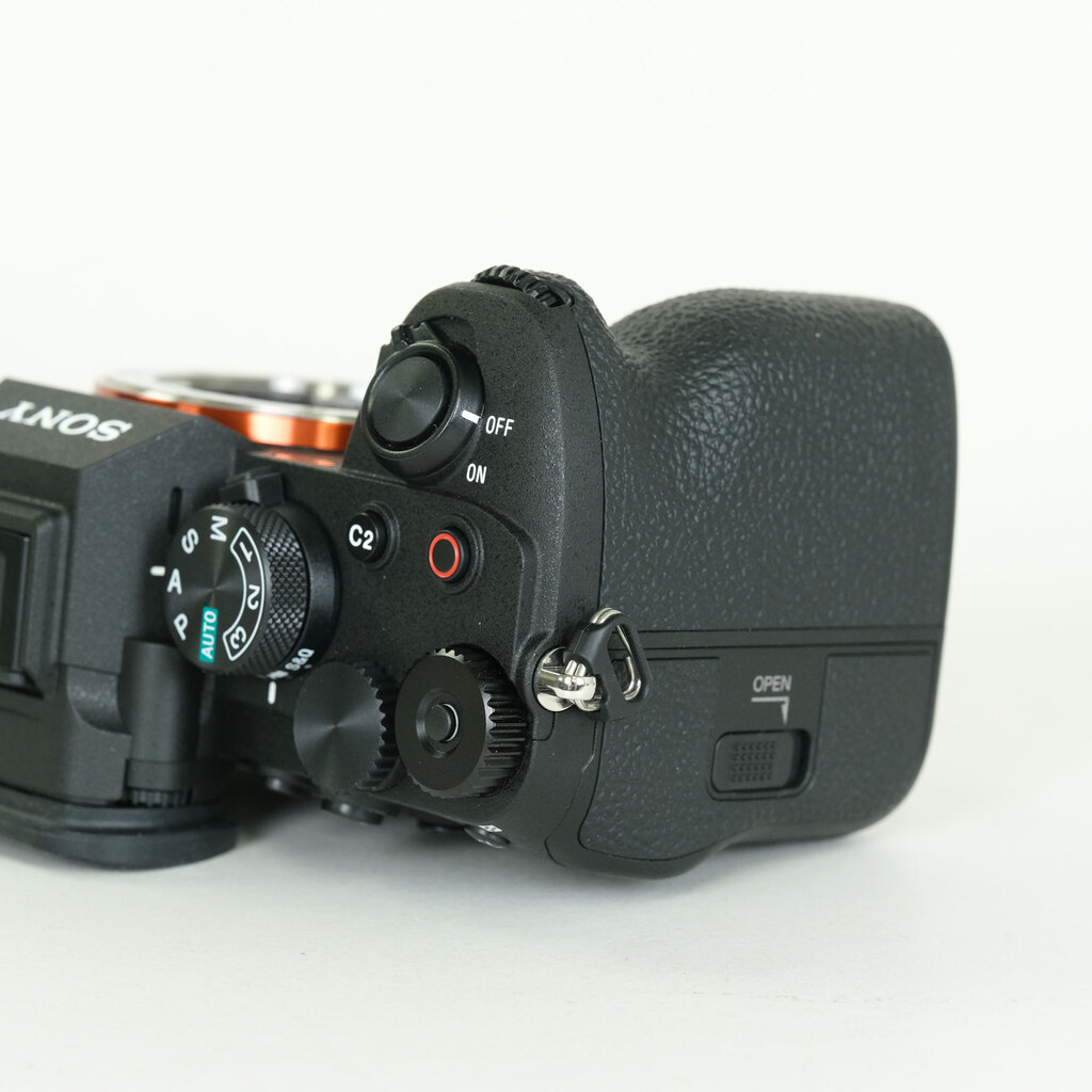 SONY α7 IV(ILCE-7M4) SONY α7 IV(ILCE-7M4)