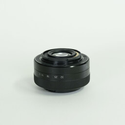Panasonic LUMIX G VARIO 12-32mm / F3.5-5.6 ASPH. / MEGA O.I.S.