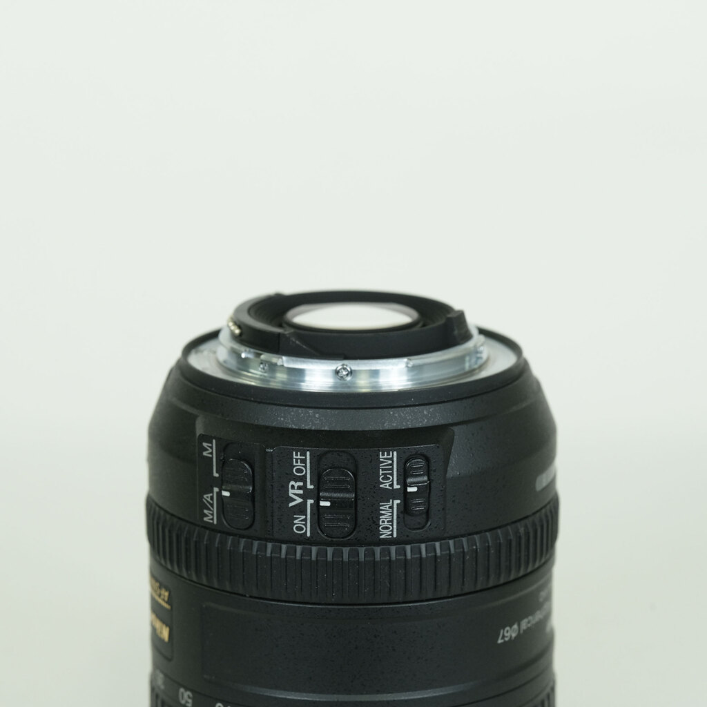 Nikon AF-S DX NIKKOR 16-85mm F3.5-5.6G ED VR