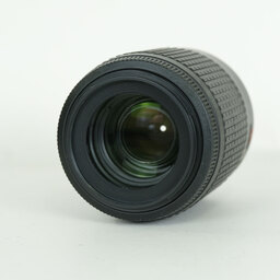 Nikon AF-S DX VR Zoom-Nikkor 55-200mm F4-5.6G IF-ED Nikon AF-S DX VR Zoom-Nikkor 55-200mm F4-5.6G IF-ED