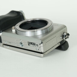 SONY α6000(ILCE-6000) SONY α6000(ILCE-6000)
