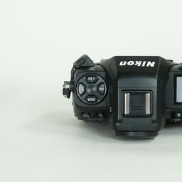 Nikon Z8