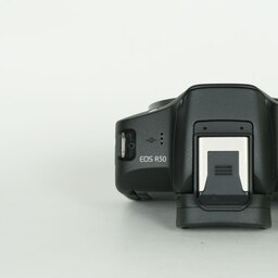 Canon EOS R50