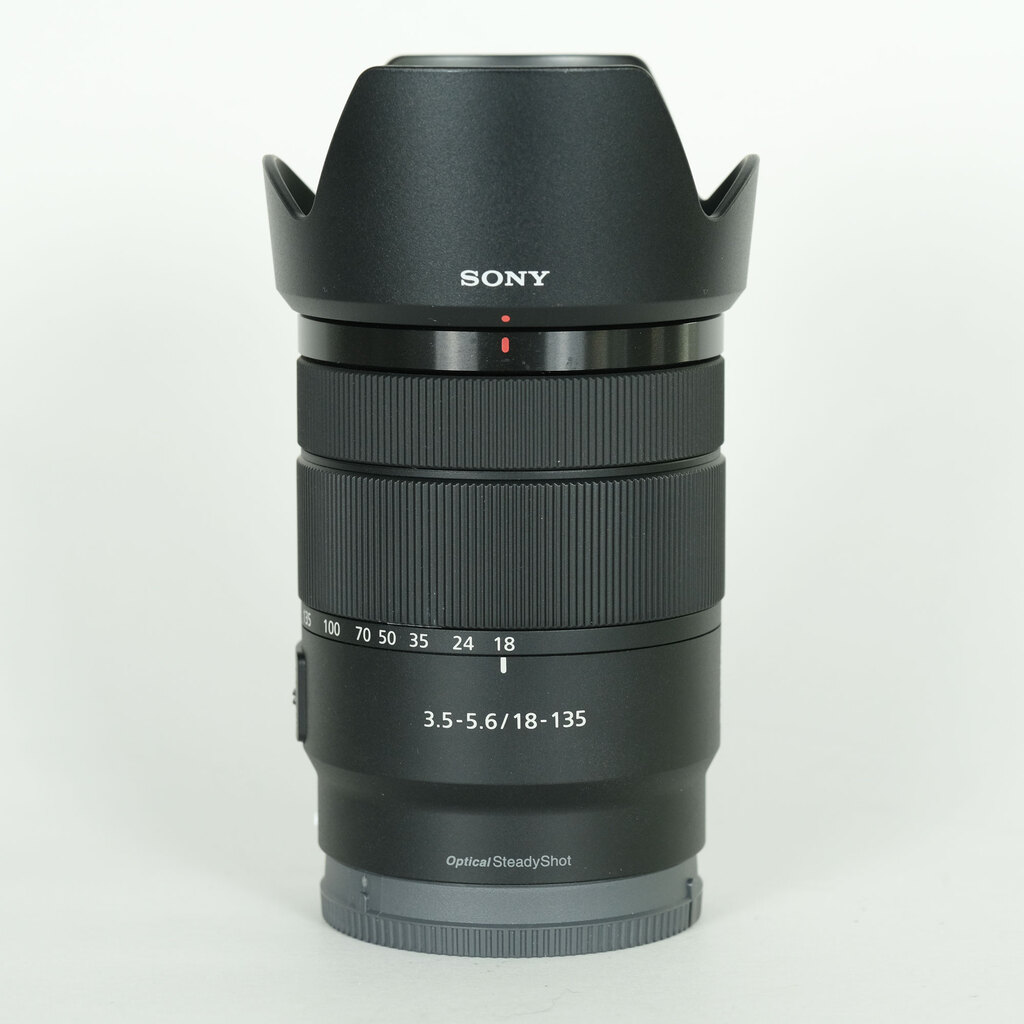 SONY E 18-135mm F3.5-5.6 OSS SEL18135