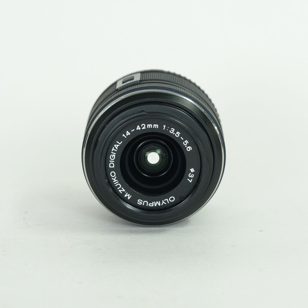 OLYMPUS M.ZUIKO DIGITAL 14-42mm F3.5-5.6IIR ブラック OLYMPUS M.ZUIKO DIGITAL 14-42mm F3.5-5.6IIR ブラック