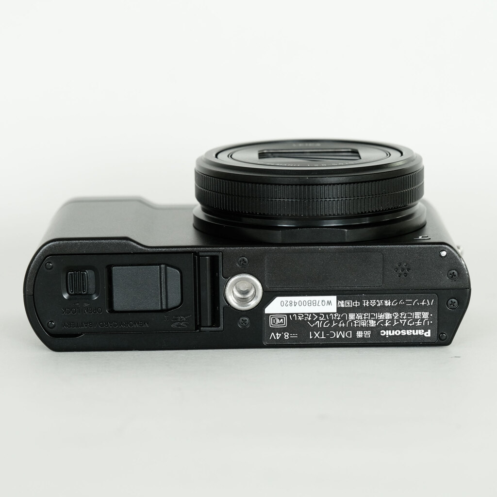 Panasonic LUMIX DMC-TX1