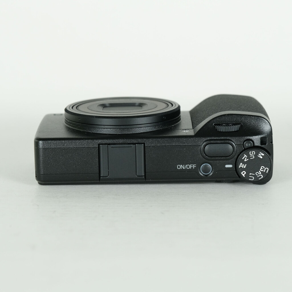 RICOH GR IV RICOH GR IV