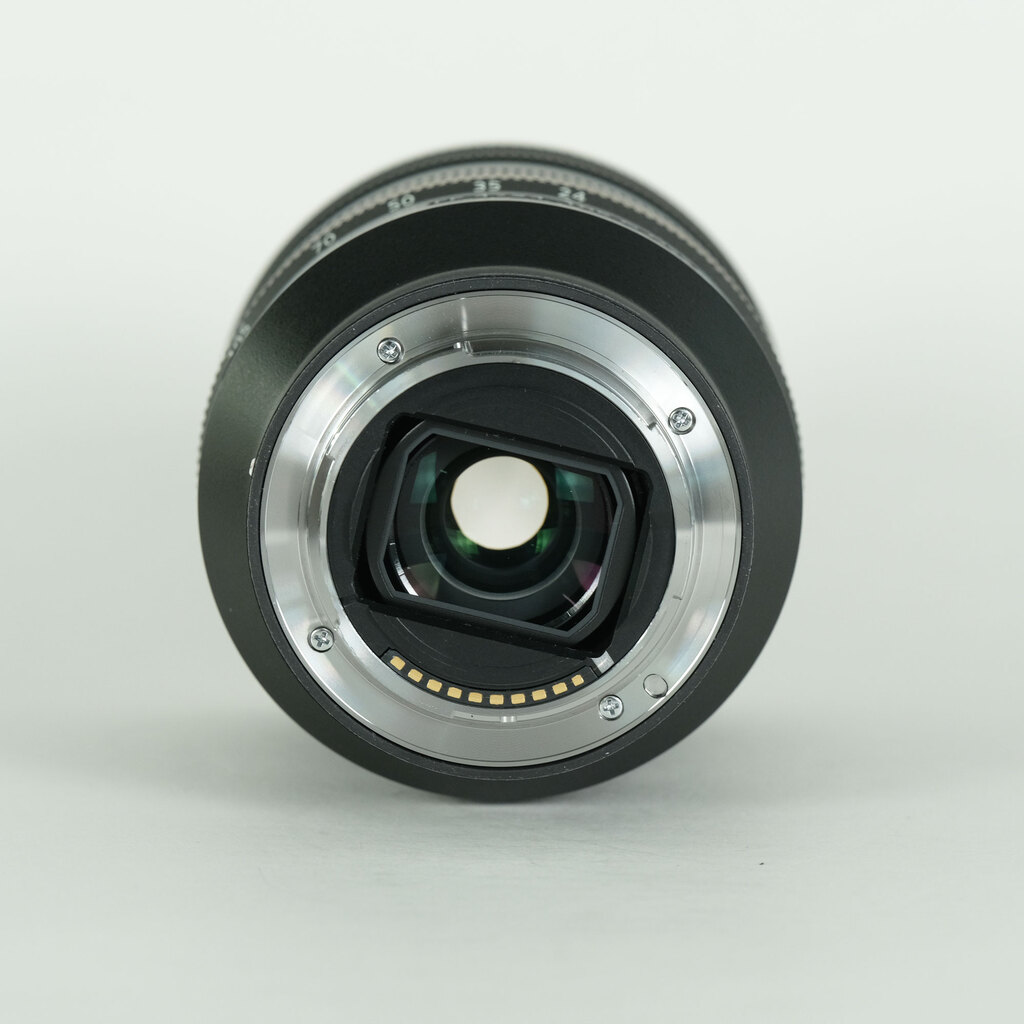 SONY FE 24-105mm F4 G OSS SEL24105Gの出品 | ONE SCENE（ワンシーン）