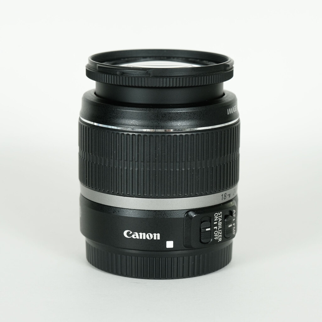 Canon EF-S18-55mm F3.5-5.6 IS