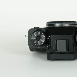 FUJIFILM X-T4
