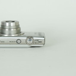 Canon IXY 200 シルバー