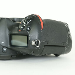 Nikon D5