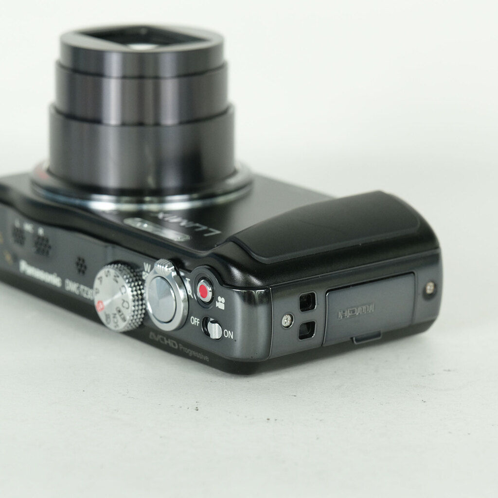 Panasonic LUMIX DMC-TZ30 ブラックの出品 | ONE SCENE（ワンシーン）