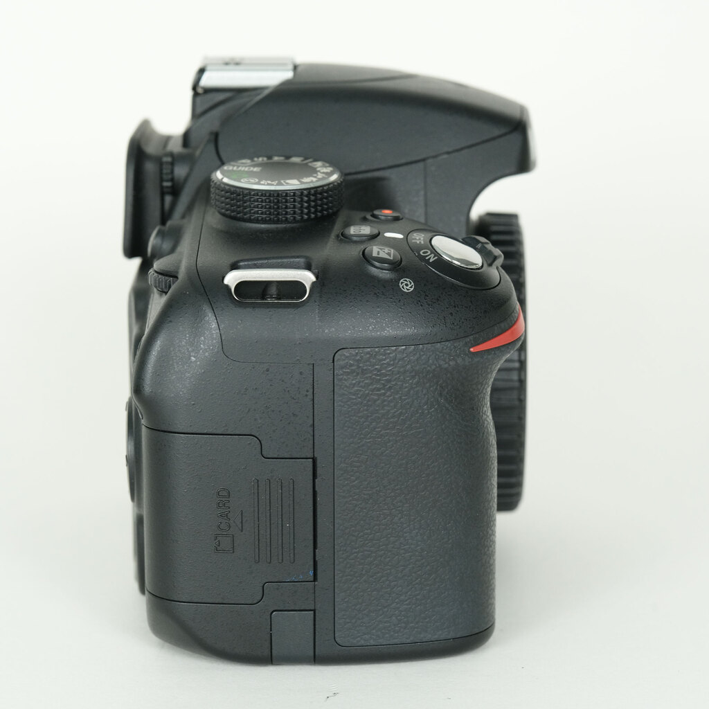 Nikon D3200ボディ ブラックの出品 | ONE SCENE（ワンシーン）