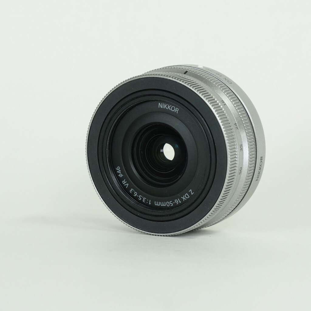 Nikon NIKKOR Z DX 16-50mm f/3.5-6.3 VR Nikon NIKKOR Z DX 16-50mm f/3.5-6.3 VR