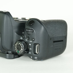 Canon EOS Kiss X9i