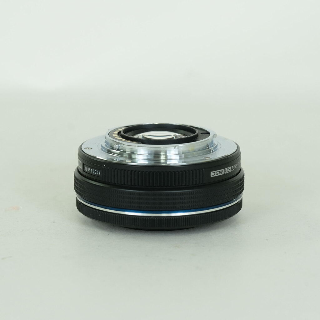 OLYMPUS M.ZUIKO DIGITAL ED 14-42mm F3.5-5.6 EZ ブラック