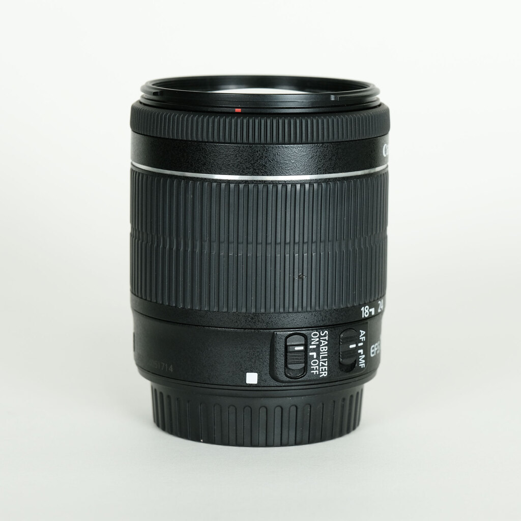 Canon EF-S18-55mm F3.5-5.6 IS STM