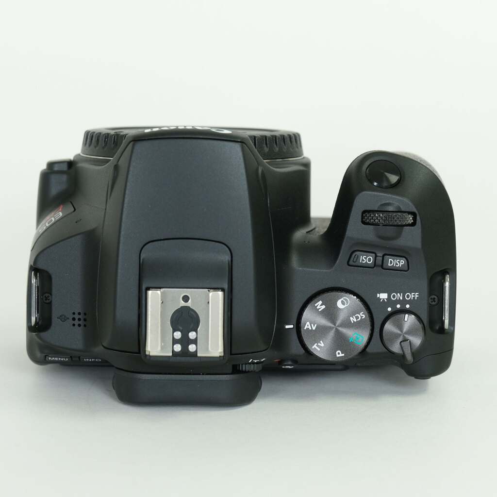 Canon EOS Kiss X10