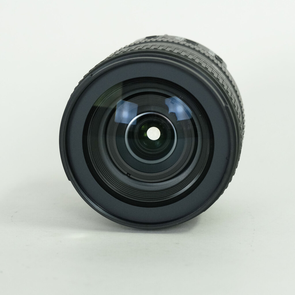 Nikon AF-S DX NIKKOR 16-80mm f/2.8-4E ED VR Nikon AF-S DX NIKKOR 16-80mm f/2.8-4E ED VR