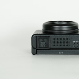 SONY VLOGCAM ZV-1F B ブラック