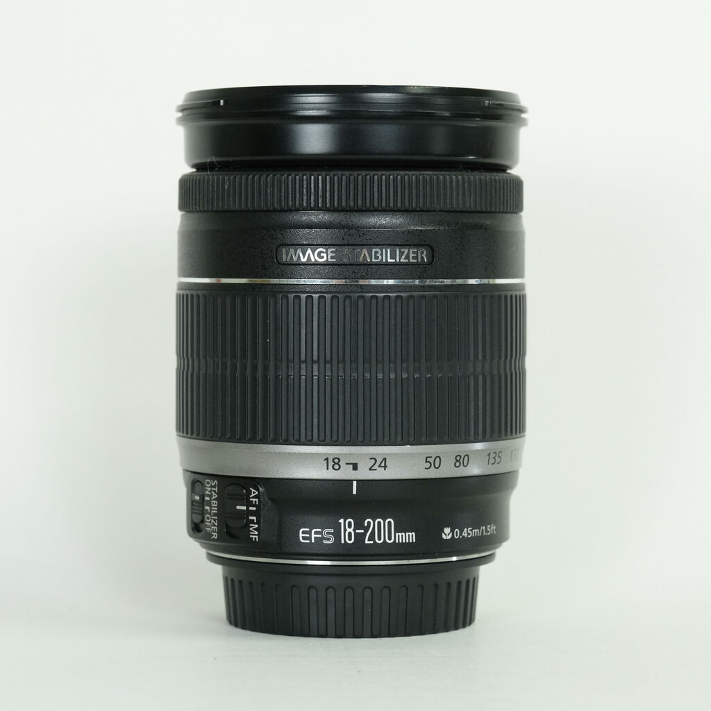 Canon EF-S18-200mm F3.5-5.6 IS Canon EF-S18-200mm F3.5-5.6 IS