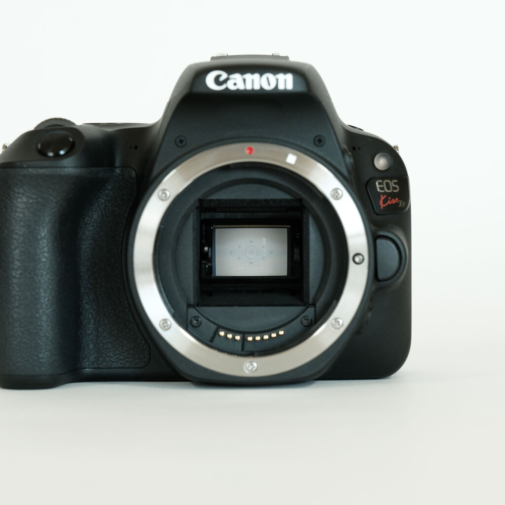 Canon EOS Kiss X9