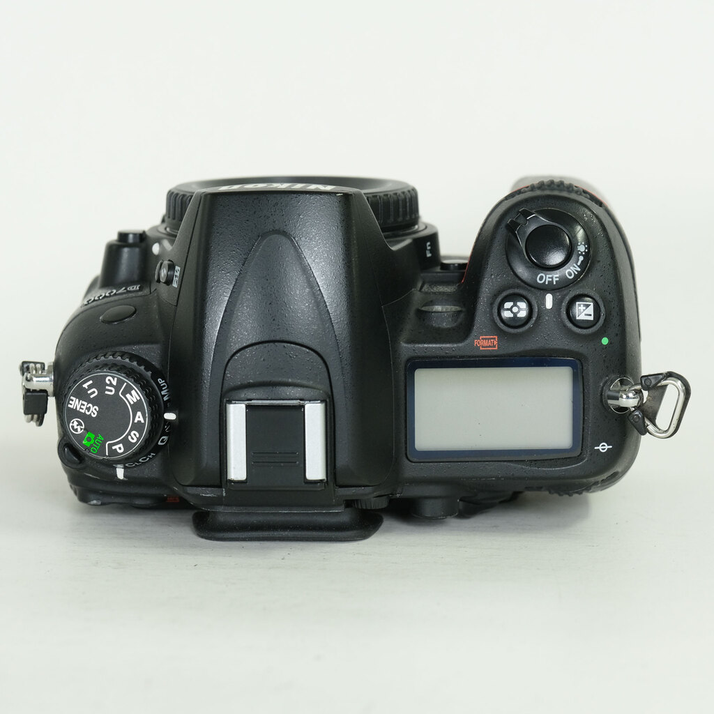 Nikon D7000
