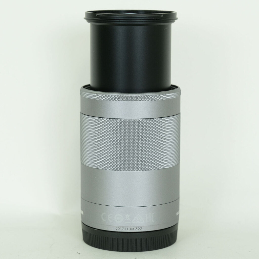 Canon EF-M55-200mm F4.5-6.3 IS STM シルバー