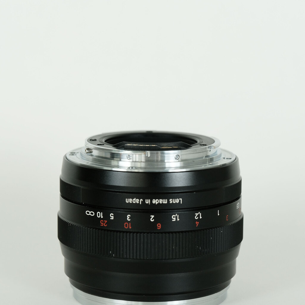 Carl Zeiss Planar T* 50mm F1.4 ZE [キヤノンEF用]