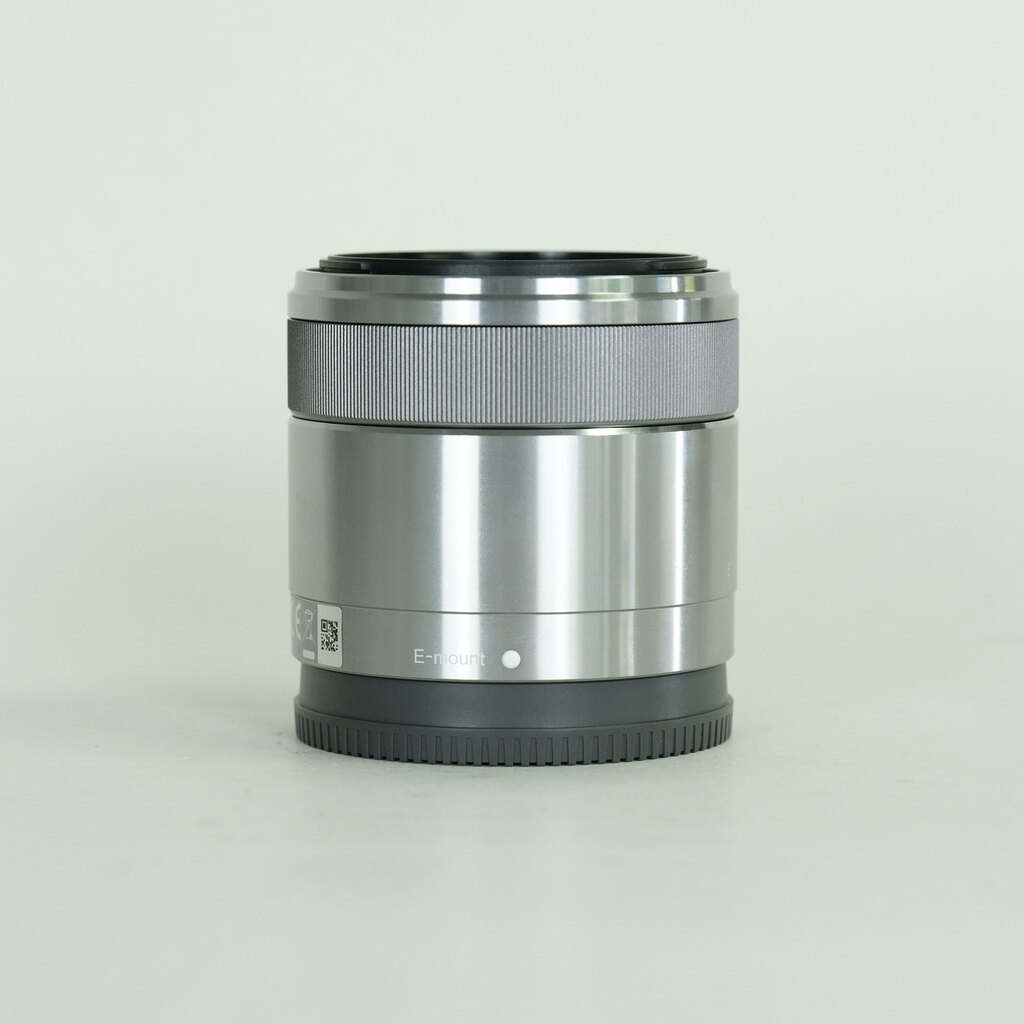 SONY E 30mm F3.5 Macro SEL30M35