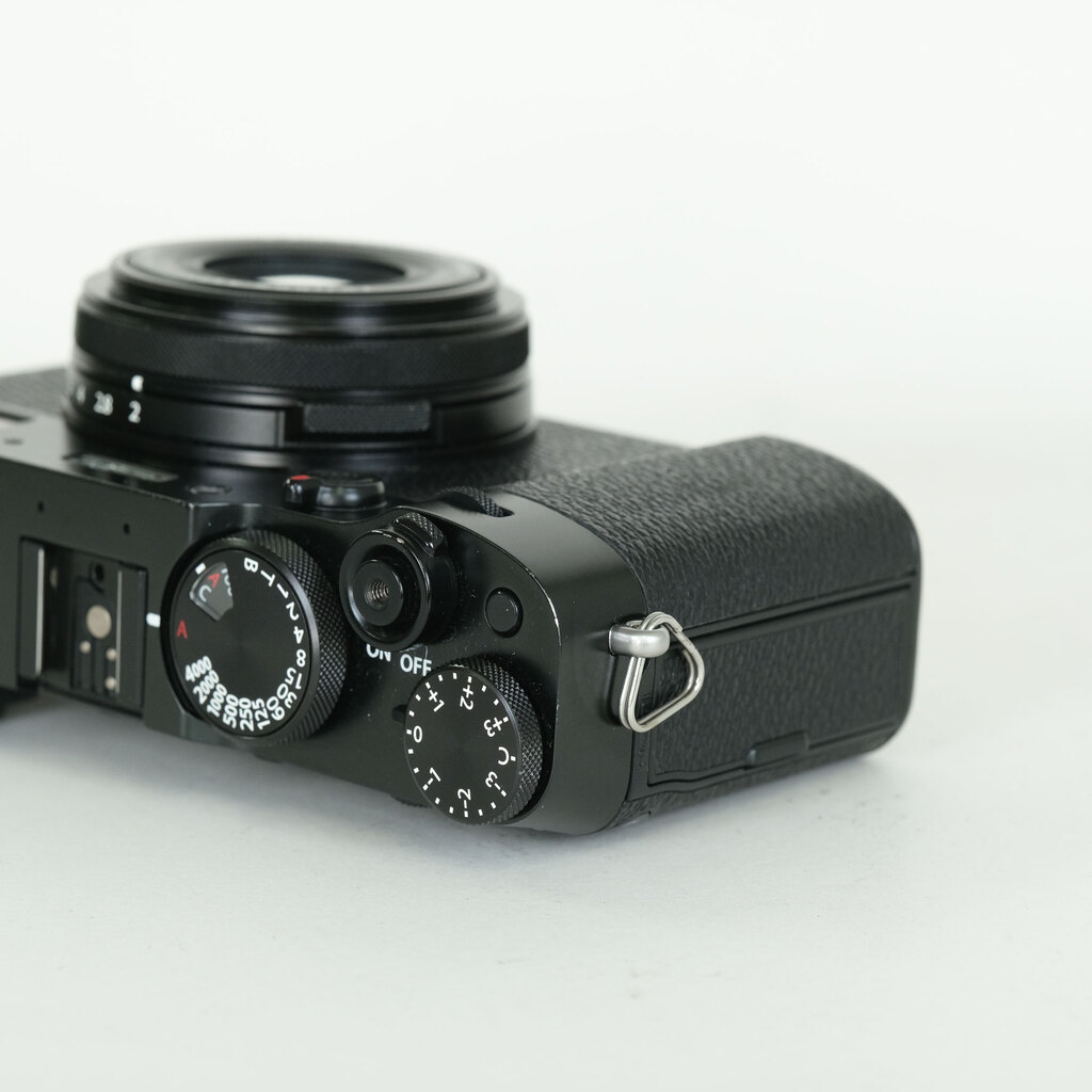 FUJIFILM X100V ブラック