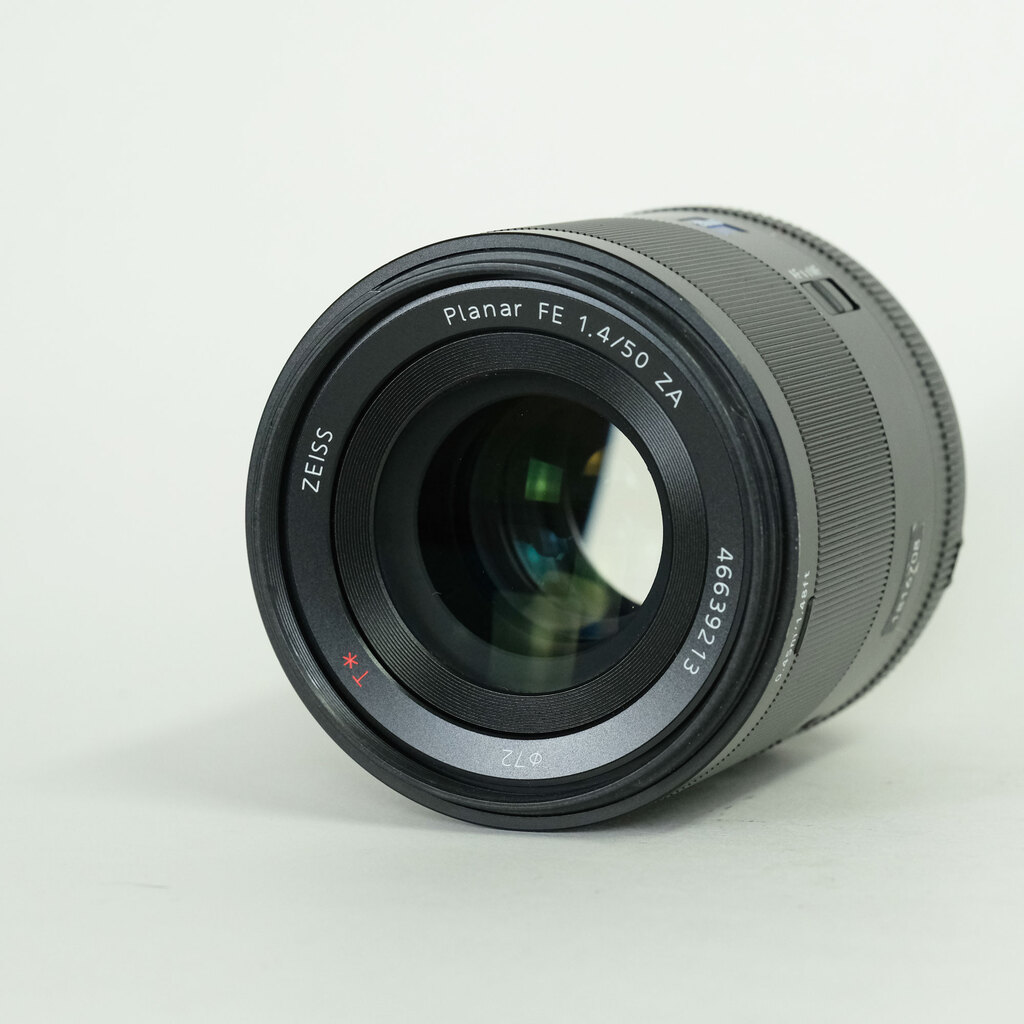 SONY Planar T* FE 50mm F1.4 ZA SEL50F14Z SONY Planar T* FE 50mm F1.4 ZA SEL50F14Z