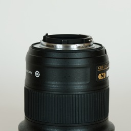 Nikon AF-S NIKKOR 20mm f/1.8G ED