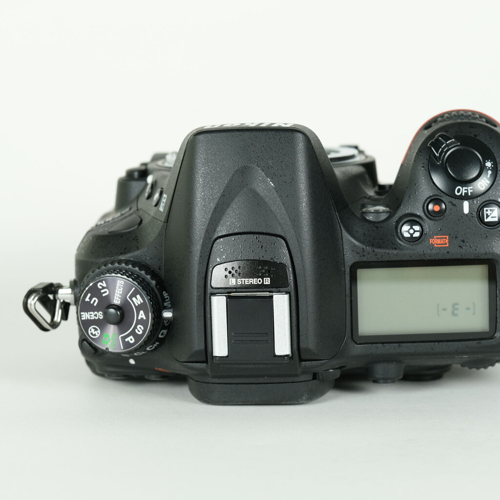 Nikon D7100