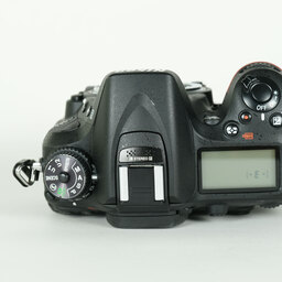 Nikon D7100
