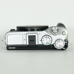 Canon EOS M6 Canon EOS M6