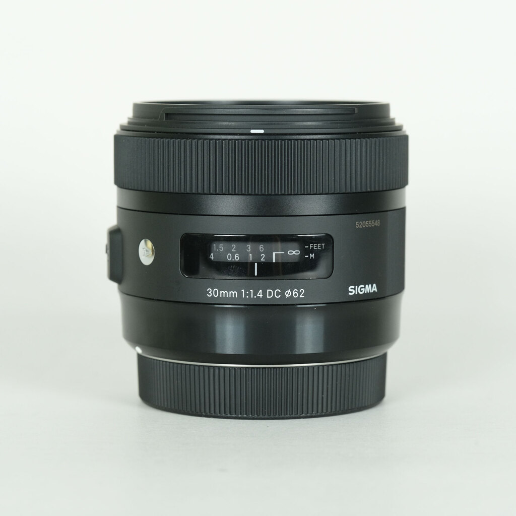SIGMA 30mm F1.4 DC HSM | Art [�L���m���p]