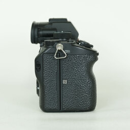 SONY α7 III（ILCE-7M3）