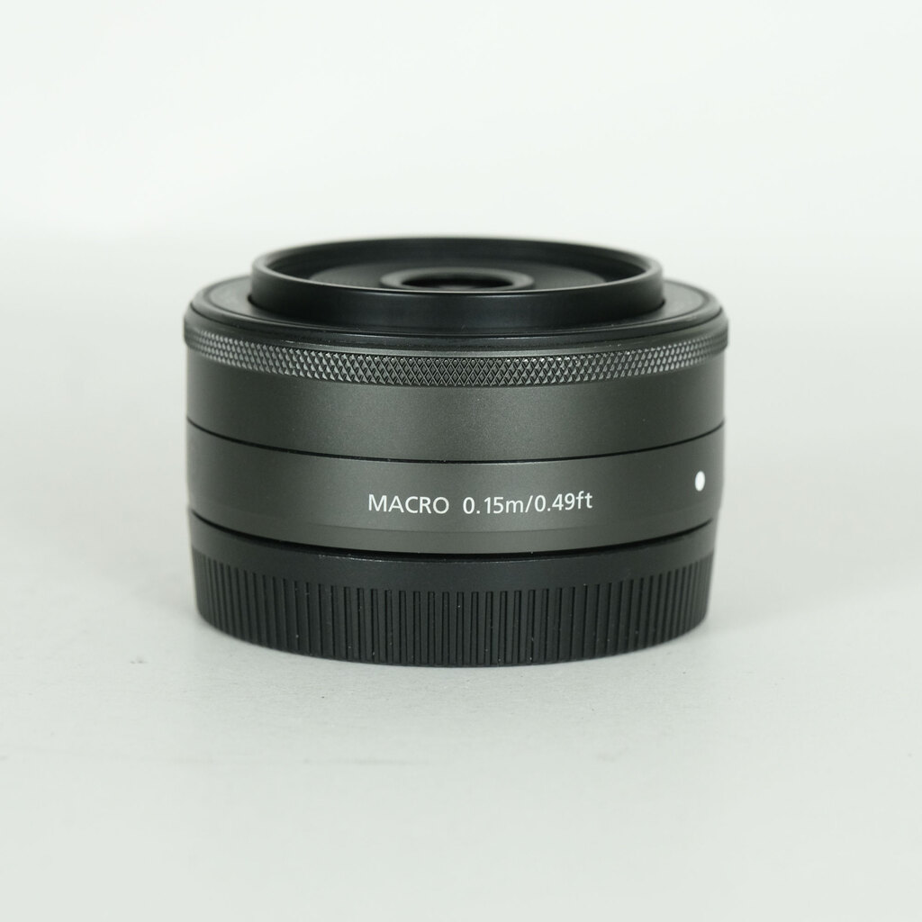 Canon EF-M22mm F2 STM