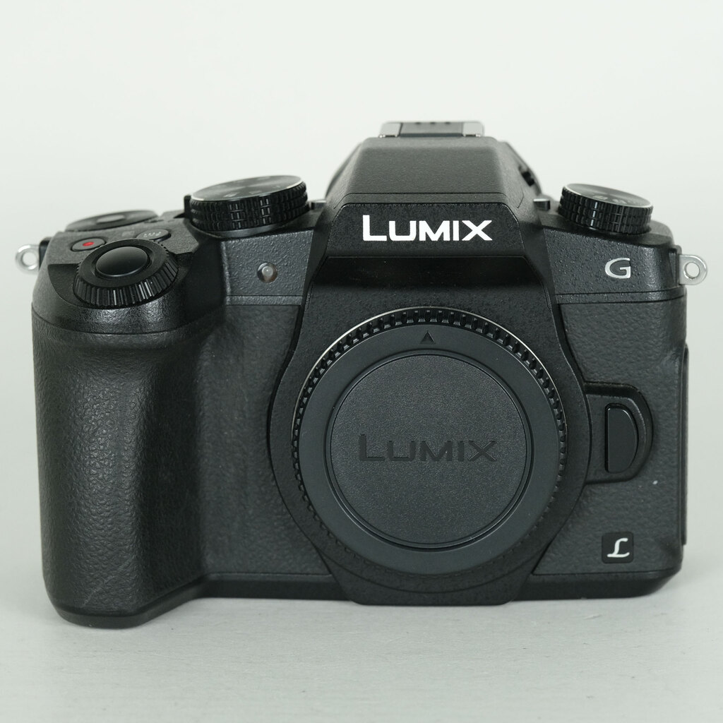 Panasonic LUMIX DMC-G8