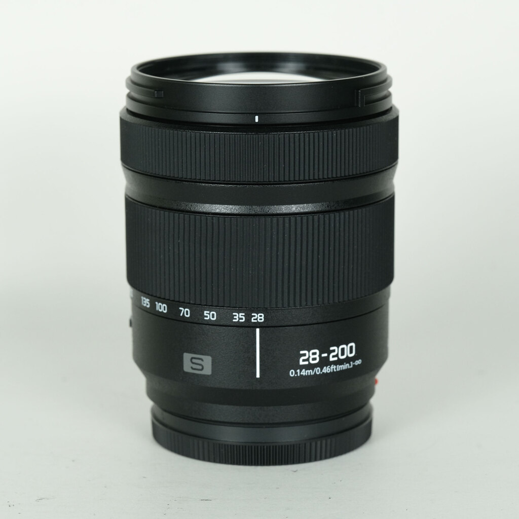LUMIX S 28-200 mm F4-7.1 MACRO O.I.S. S-R28200 中古価格比較 - 価格.com