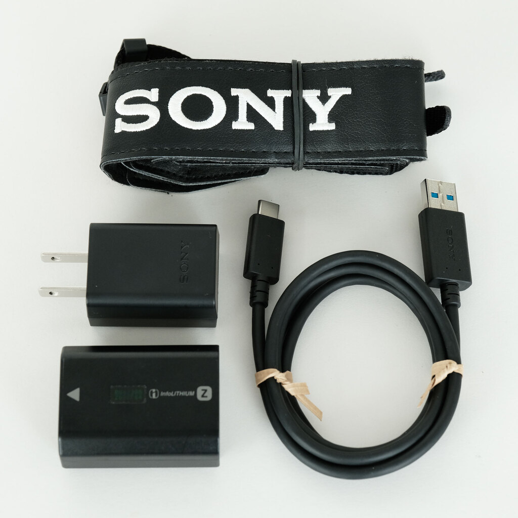 SONY α7 IV(ILCE-7M4) SONY α7 IV(ILCE-7M4)