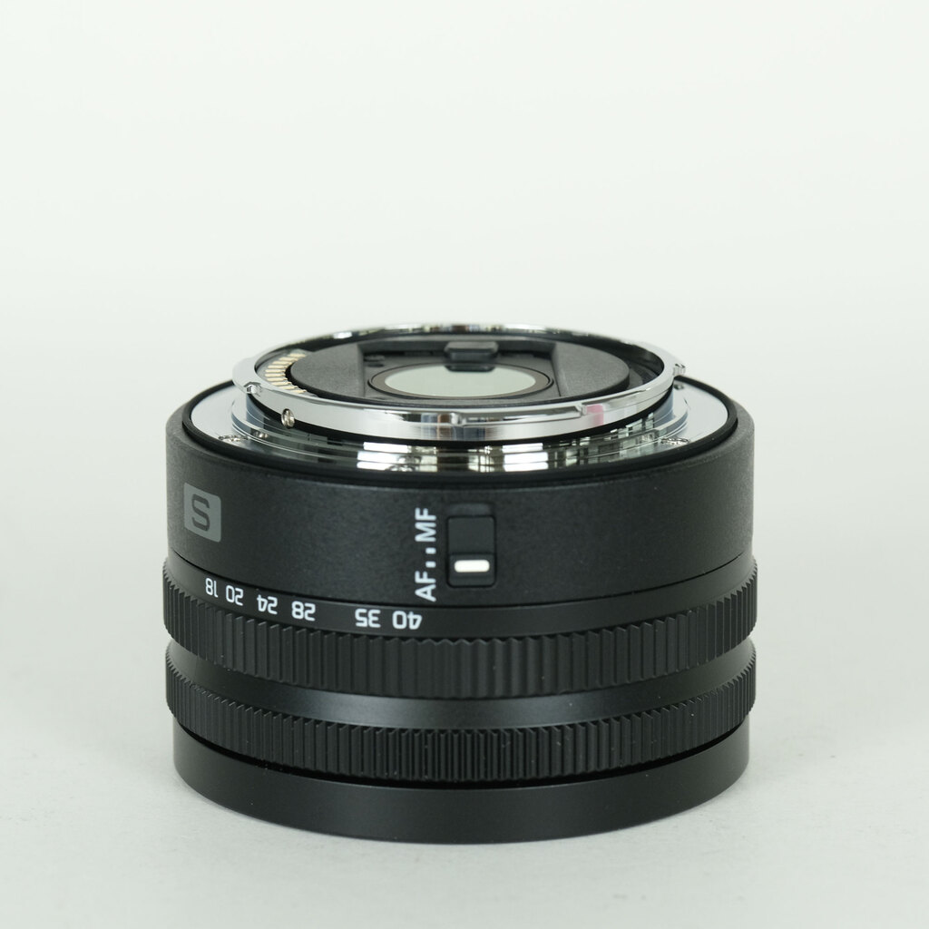 Panasonic LUMIX S 18-40mm F4.5-6.3の出品 | ONE SCENE（ワンシーン）